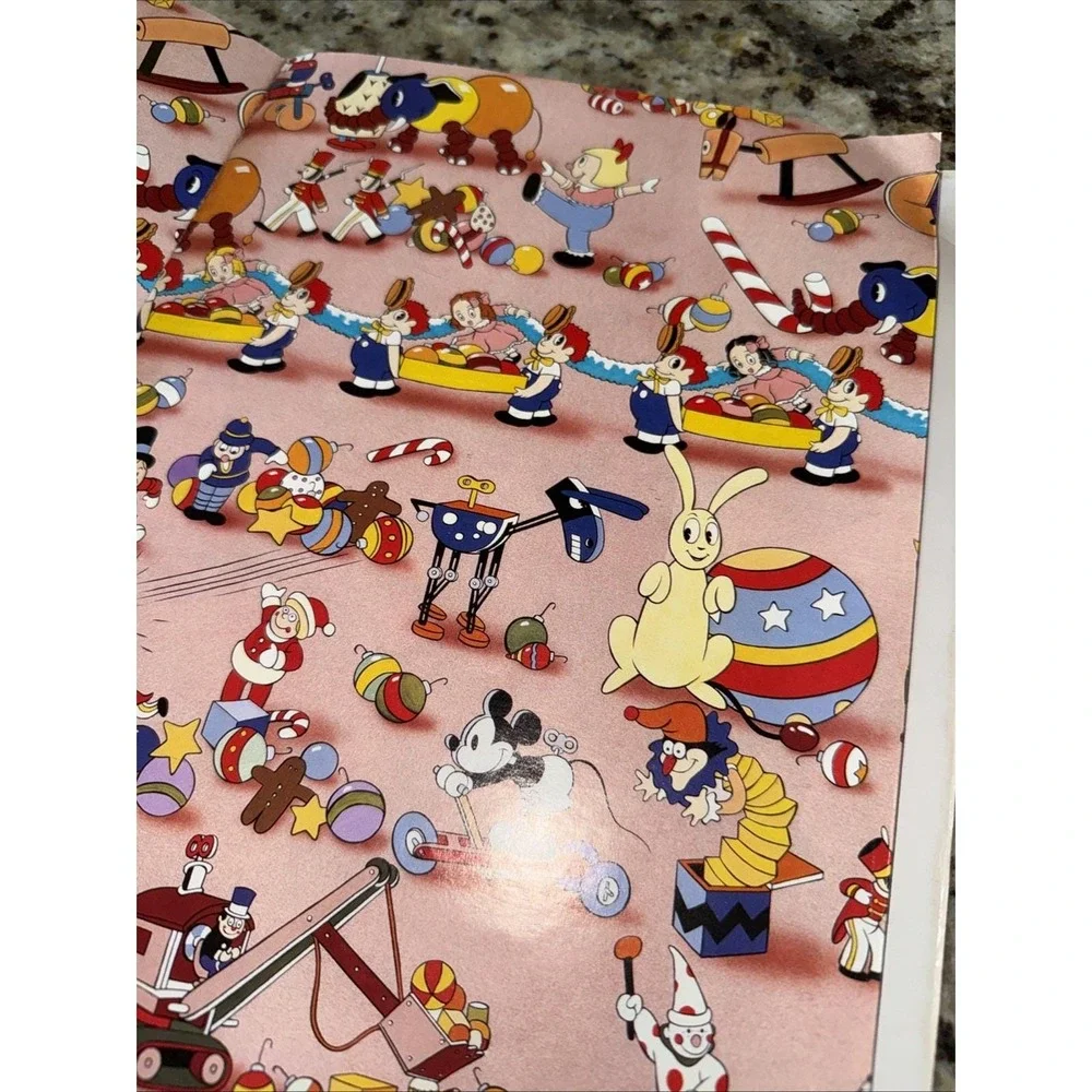 A Disney Christmas‎ Book 6 SectionsLeft Giftwrap  Vtg Wrapping Paper 1992 (5268)